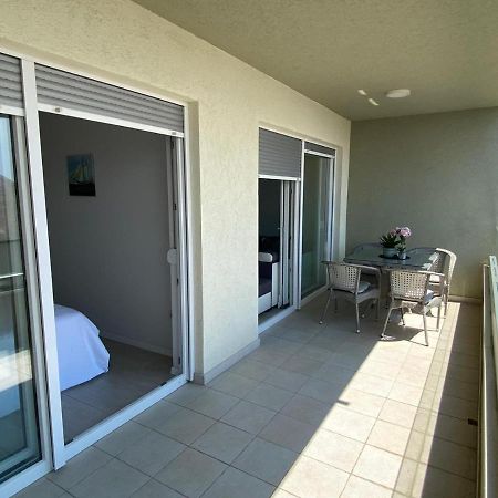 Lux Apartment Sea View Макарска Екстериор снимка