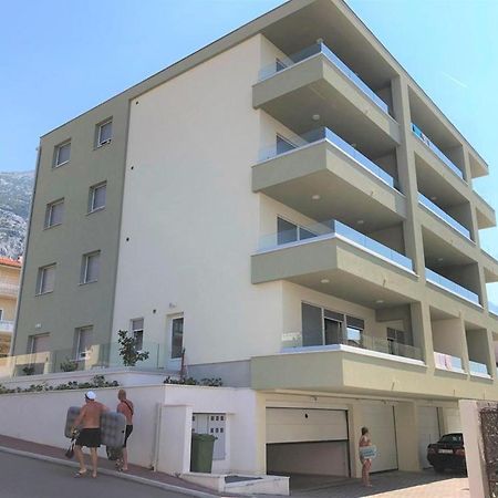 Lux Apartment Sea View Макарска Екстериор снимка